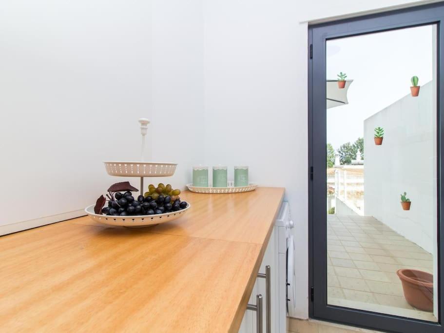 Rainbow House - Sea View & Pool & Garage & Garden & Albufeira Villa Eksteriør bilde