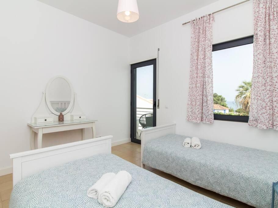 Rainbow House - Sea View & Pool & Garage & Garden & Albufeira Villa Eksteriør bilde